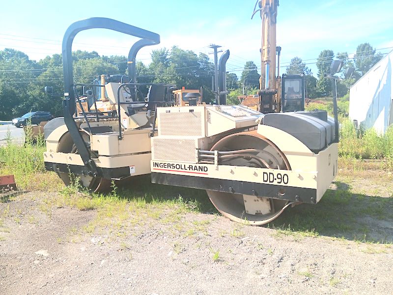 1997 INGERSOL RAND DD-90